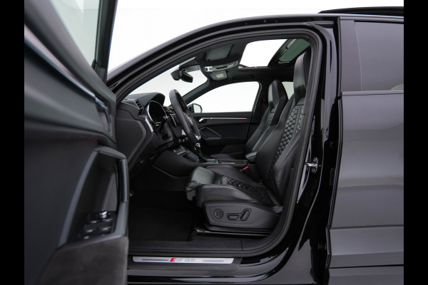 Audi RS Q3 Sportback TFSI Quattro Aut. *PANO | LEATHER | FULL-LED | ADAPTIVE-CRUISE | BANG&OLUFSEN | TOPVIEW | HEATED-SPORTSEATS | DIGI-COCKPIT | PRIVACYGLASS | SHIFTPADDLES | AMBIENTLIGHT | ECC | PDC | 21''ALU*