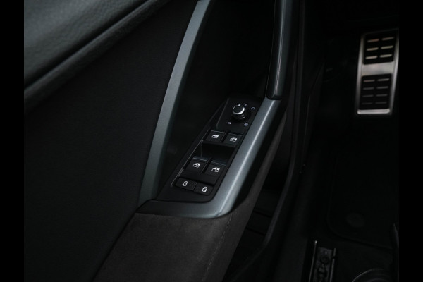 Audi RS Q3 Sportback TFSI Quattro Aut. *PANO | LEATHER | FULL-LED | ADAPTIVE-CRUISE | BANG&OLUFSEN | TOPVIEW | HEATED-SPORTSEATS | DIGI-COCKPIT | PRIVACYGLASS | SHIFTPADDLES | AMBIENTLIGHT | ECC | PDC | 21''ALU*