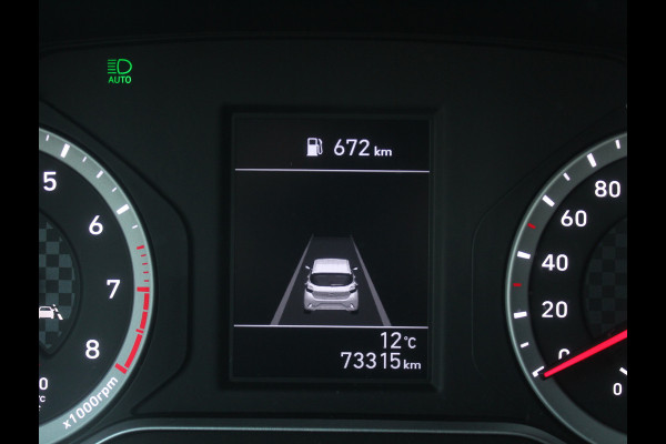 Hyundai i10 1.0 Comfort AIRCO | CRUISE | LED | DAB | CARPLAY | CV | ELRM | STB