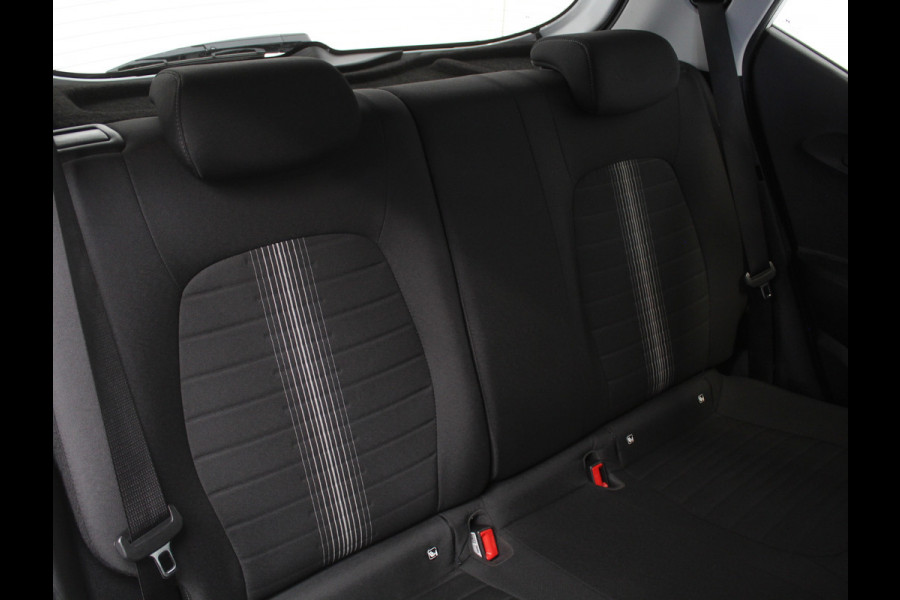 Hyundai i10 1.0 Comfort AIRCO | CRUISE | LED | DAB | CARPLAY | CV | ELRM | STB