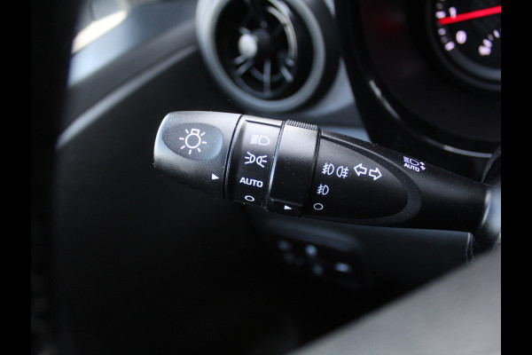 Hyundai i10 1.0 Comfort AIRCO | CRUISE | LED | DAB | CARPLAY | CV | ELRM | STB