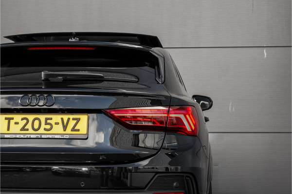 Audi Q3 Sportback 35 TFSI S Edition Pano Zwart Optiek Virtual Cockp 20"