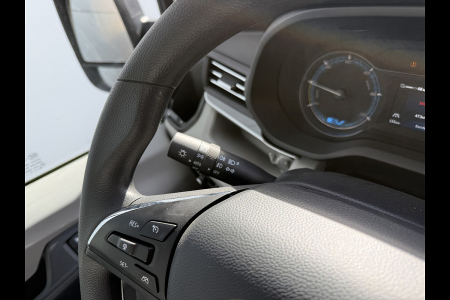 Maxus eDeliver 9 65kWh Elektrisch DHollandia Laadklep 172km WLTP 204PK 80kW Snelladen Carplay Adaptieve Cruise Control LED Airco Koffer Bakwagen Meubelbak