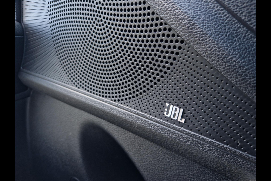 Kia Ceed 1.0 T-GDi Design Edition | Stoelverwarming | Camera | Cruise | Licht- en Regensensor |