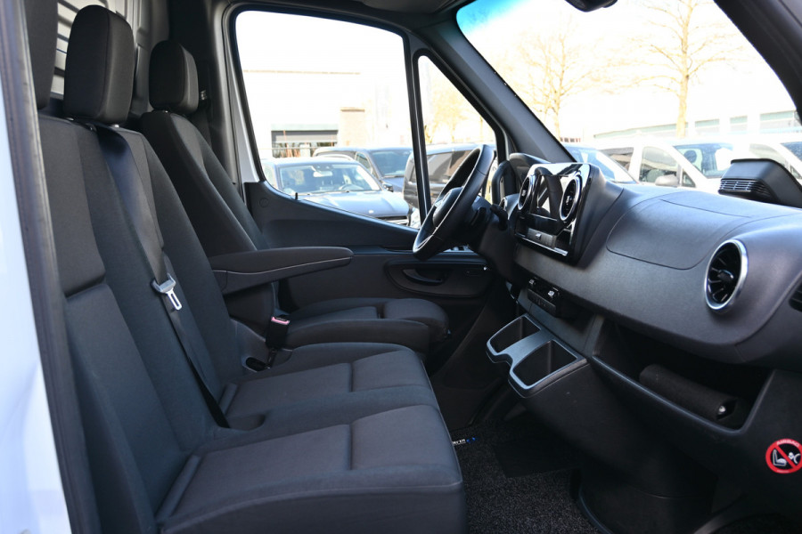 Mercedes-Benz Sprinter 317 CDI L2H2 Pro Geveerde stoel, Navigatie met camera
