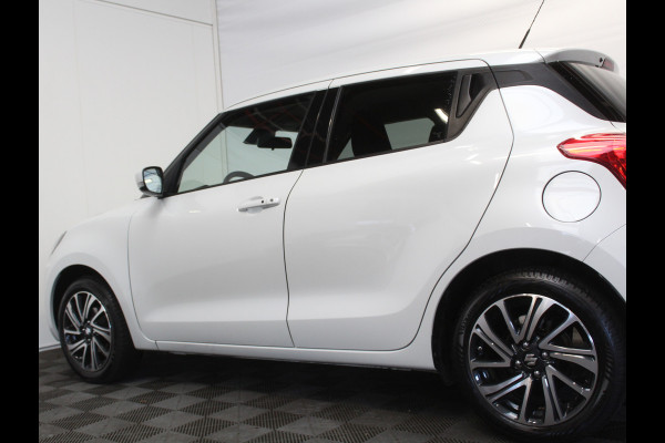 Suzuki Swift 1.2 Style Smart Hybrid CARPLAY | CLIMATE | ADAPCRUISE | DAB | NAVI | LMV16 | CAMERA | PDCA | LED | STOELVERW