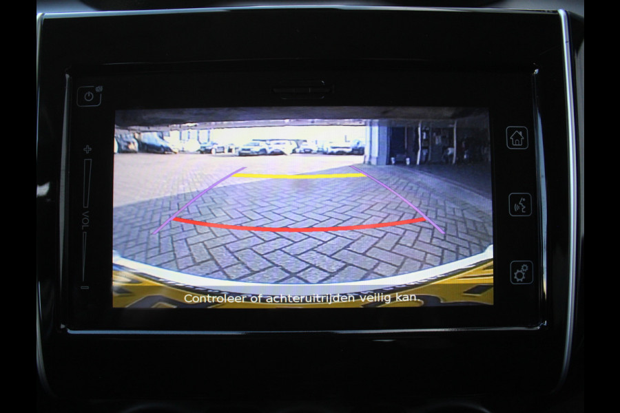 Suzuki Swift 1.2 Style Smart Hybrid CARPLAY | CLIMATE | ADAPCRUISE | DAB | NAVI | LMV16 | CAMERA | PDCA | LED | STOELVERW