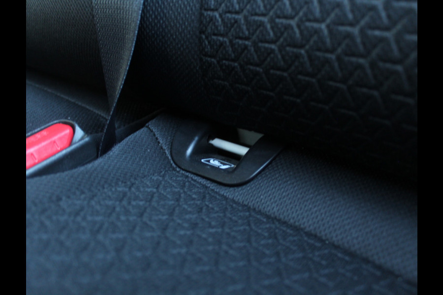 Suzuki Swift 1.2 Style Smart Hybrid CARPLAY | CLIMATE | ADAPCRUISE | DAB | NAVI | LMV16 | CAMERA | PDCA | LED | STOELVERW