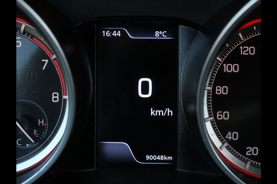 Suzuki Swift 1.2 Style Smart Hybrid CARPLAY | CLIMATE | ADAPCRUISE | DAB | NAVI | LMV16 | CAMERA | PDCA | LED | STOELVERW