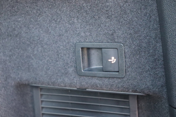 Škoda Kodiaq 1.5 TSI Business Edition 7persoons org.NL el.trekhaak camera