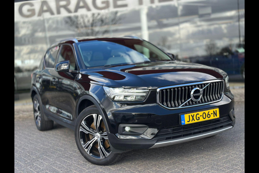 Volvo XC40 1.5 T5 Recharge R-Design | Trekhaak | Panorama dak | Beige Leder | Dealer onderhouden |