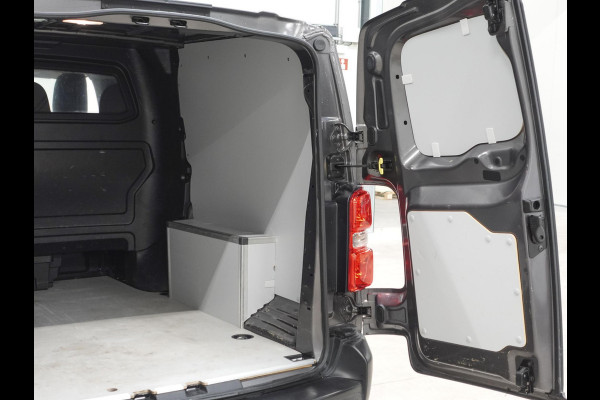 Opel Vivaro 145pk L3H1 Edition Automaat Dubbele Cabine Airco Trekhaak Navigatie Parkeersensoren