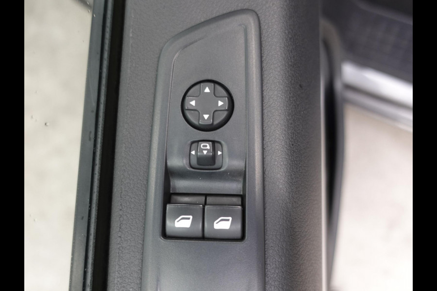 Opel Vivaro 145pk L3H1 Edition Automaat Dubbele Cabine Airco Trekhaak Navigatie Parkeersensoren