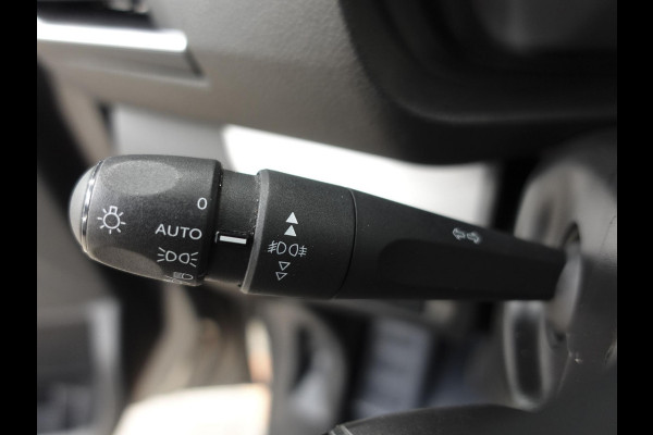 Opel Vivaro 145pk L3H1 Edition Automaat Dubbele Cabine Airco Trekhaak Navigatie Parkeersensoren