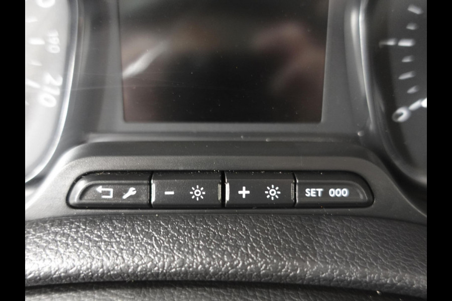 Opel Vivaro 145pk L3H1 Edition Automaat Dubbele Cabine Airco Trekhaak Navigatie Parkeersensoren