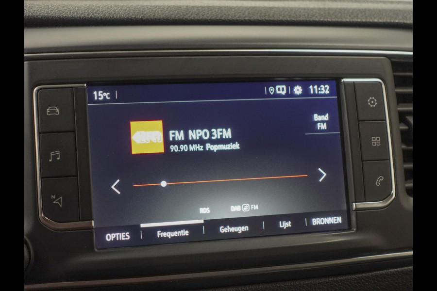 Opel Vivaro 145pk L3H1 Edition Automaat Dubbele Cabine Airco Trekhaak Navigatie Parkeersensoren