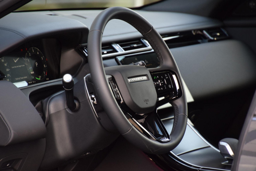 Land Rover Range Rover Velar P400e AWD Dynamic SE PHEV