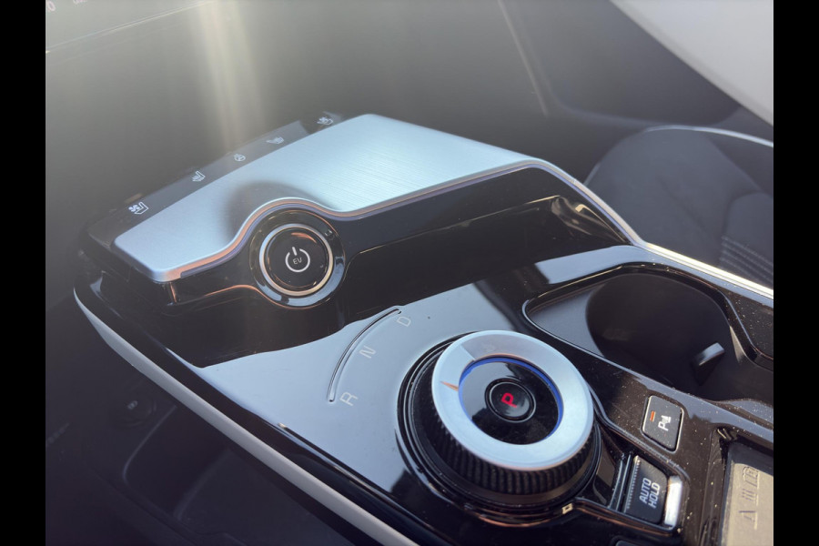 Kia Ev6 GT-Line 77.4 kWh Pano | HUD | MeridianSound | 360-Camera | Alcantara/Leder | Memory Seats | Stoelverkoeling | Apple Carplay & Android Auto | SOH 99%