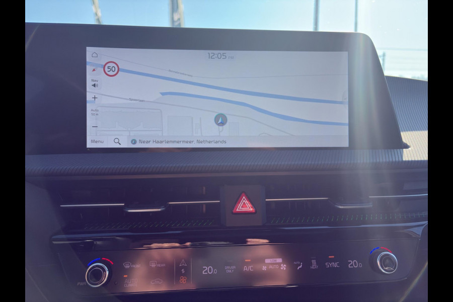 Kia Ev6 GT-Line 77.4 kWh Pano | HUD | MeridianSound | 360-Camera | Alcantara/Leder | Memory Seats | Stoelverkoeling | Apple Carplay & Android Auto | SOH 99%