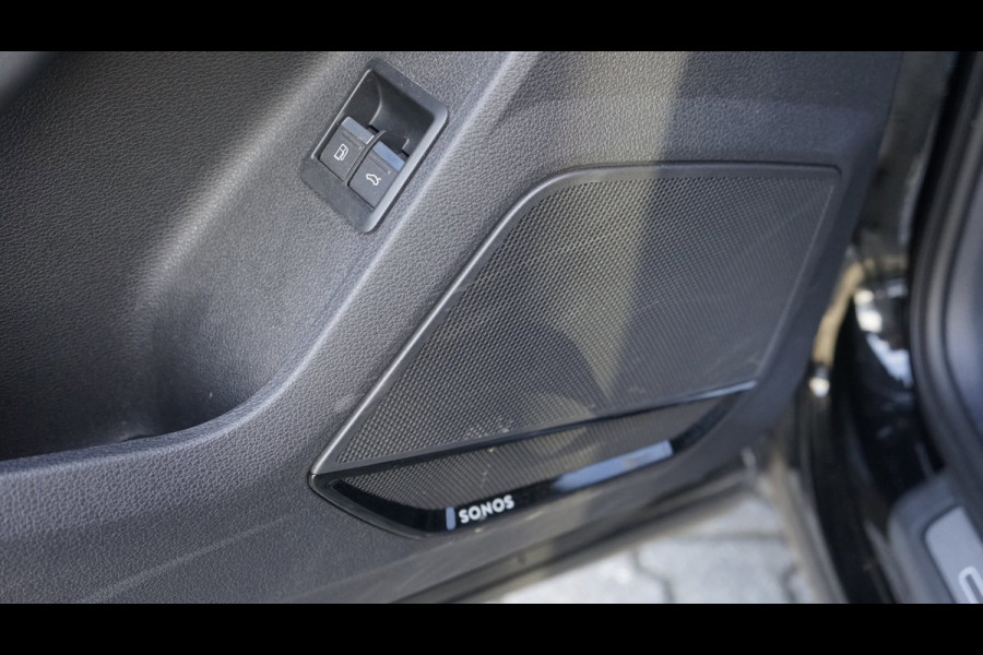 Audi Q3 45 TFSIe 3x S-Line Black Optik AUTOMAAT-ACC-CAMERA-CLIMA-KEYLESS-MATRIX LED-SONOS-STOELVERWARMING-VIRTUEEL