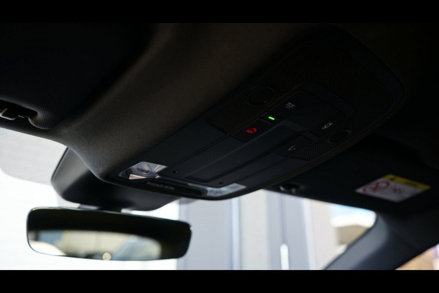 Audi Q3 45 TFSIe 3x S-Line Black Optik AUTOMAAT-ACC-CAMERA-CLIMA-KEYLESS-MATRIX LED-SONOS-STOELVERWARMING-VIRTUEEL
