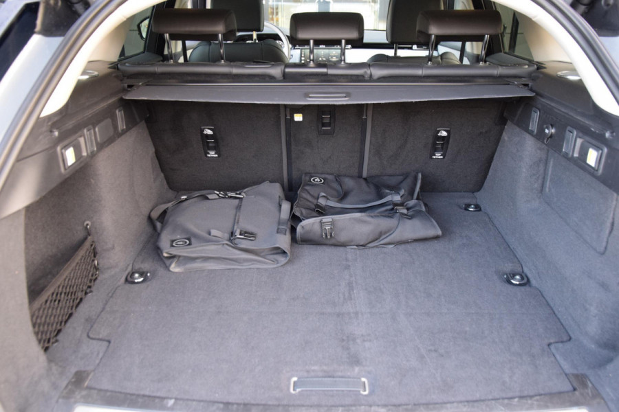 Land Rover Range Rover Velar P400e AWD Dynamic HSE PHEV