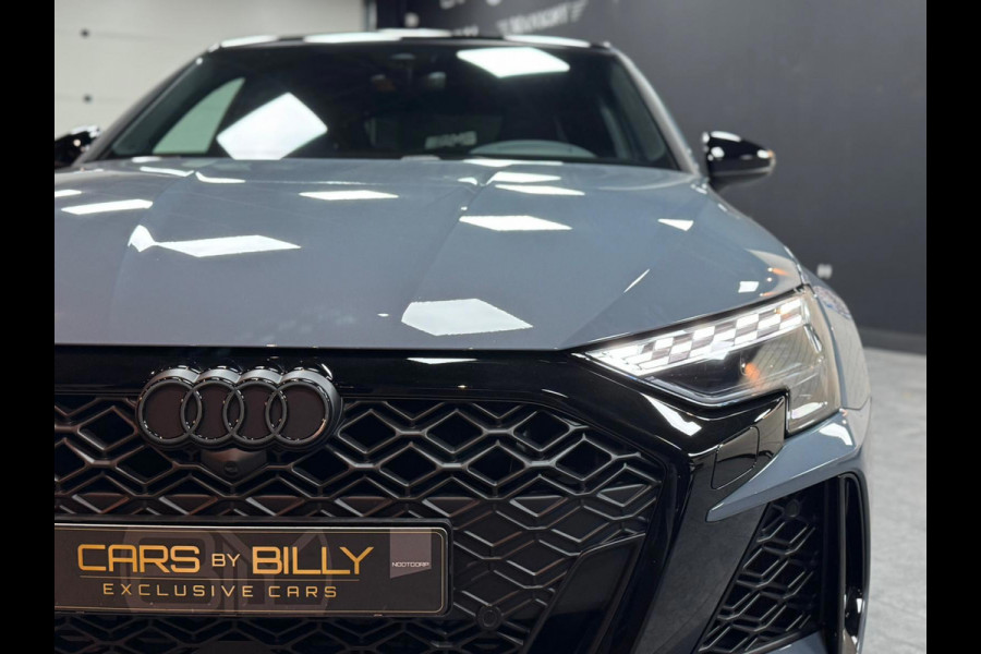 Audi A3 Sportback 2.5 TFSI RS 3 quattro