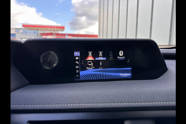Lexus UX 300e Business 54 kWh | SOH: nnb | LED | Adaptive CC | Camera |