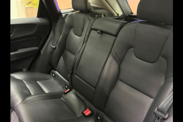 Volvo XC60 2.0 T6 AWD Plus Dark Trekhaak Pano Memory Camera Leer Keyless Cruise