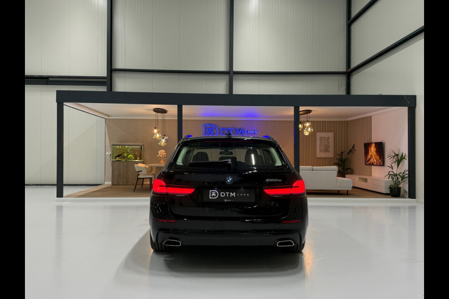 BMW 5 Serie Touring 520e Executive Navi Climate Pdc Elektr. Achterklep Led Stoelverw.