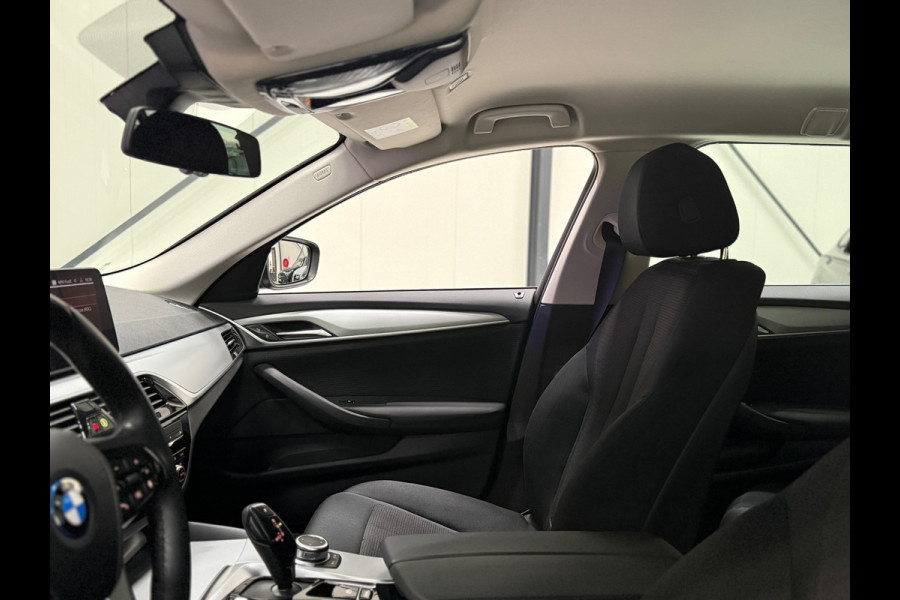 BMW 5 Serie Touring 520e Executive Navi Climate Pdc Elektr. Achterklep Led Stoelverw.