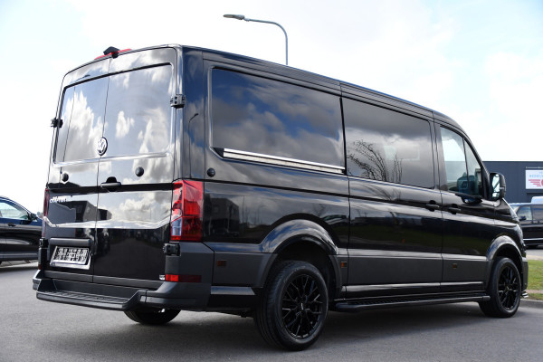 Volkswagen Crafter 35 2.0 TDI L3H2 DC Black Edition Cruise, Camera, Carplay, LED, Clima, Voorruit verwarming, Automaat, 7 Zits, Uniek!
