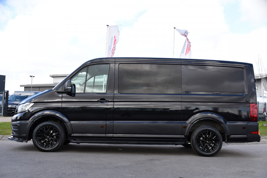 Volkswagen Crafter 35 2.0 TDI L3H2 DC Black Edition Cruise, Camera, Carplay, LED, Clima, Voorruit verwarming, Automaat, 7 Zits, Uniek!