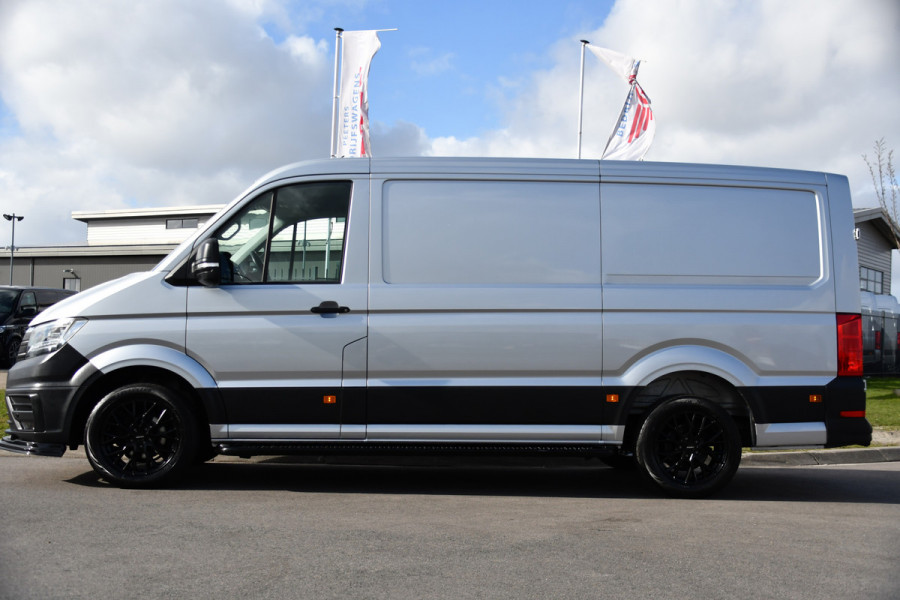 Volkswagen Crafter 35 2.0 TDI L3H2 Highline PB Edition Adaptieve Cruise, Camera, Carplay, Clima, LED, Stoelverwarming, Multimedia, Sensoren, Uniek!