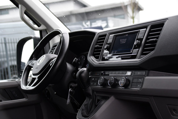 Volkswagen Crafter 35 2.0 TDI L3H2 Highline PB Edition Adaptieve Cruise, Camera, Carplay, Clima, LED, Stoelverwarming, Multimedia, Sensoren, Uniek!