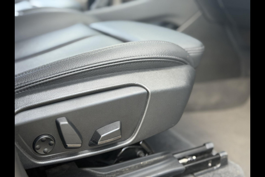 BMW X1 xDrive25e High Ex. Sportline Black|Leer|memory|Cam|Sfeer