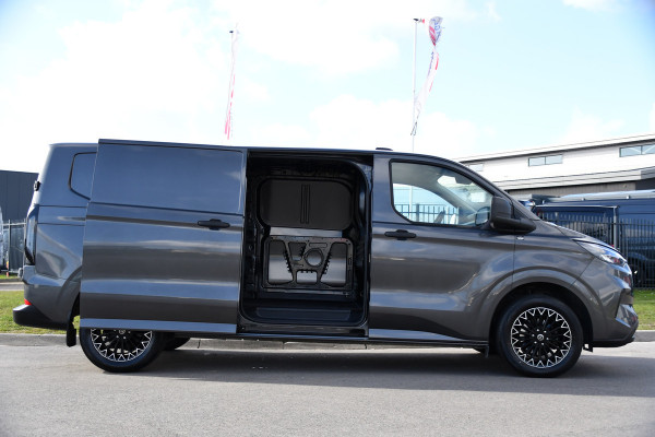 Ford Transit Custom 300 2.0 TDCI L2H1 PB Edition Adaptieve Cruise, Virtual, Carplay, Camera, 170pk, Automaat, LED, NAVI, Sensoren, Uniek!