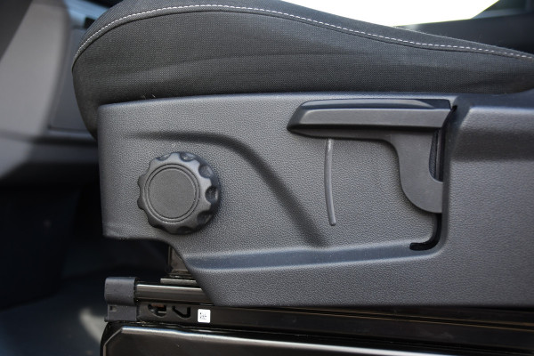 Ford Transit Custom 300 2.0 TDCI L2H1 PB Edition Adaptieve Cruise, Virtual, Carplay, Camera, 170pk, Automaat, LED, NAVI, Sensoren, Uniek!