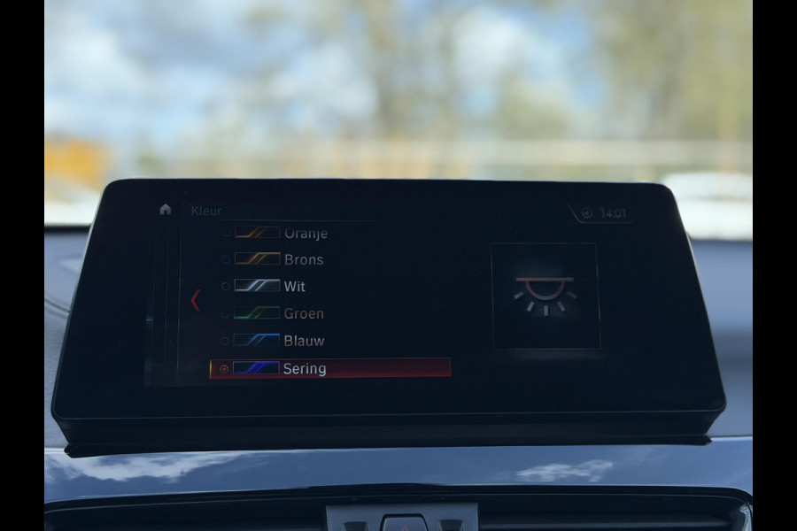 BMW X1 xDrive25e High Ex. Sportline Black|Leer|memory|Cam|Sfeer