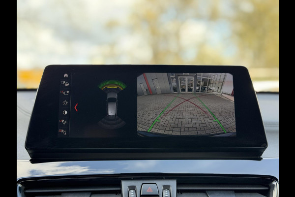 BMW X1 xDrive25e High Ex. Sportline Black|Leer|memory|Cam|Sfeer