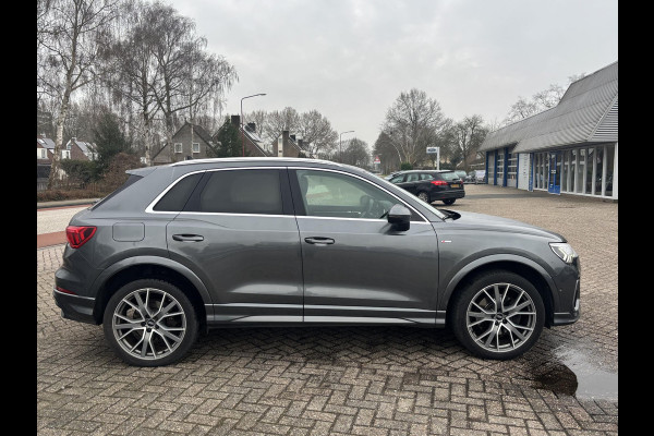 Audi Q3 45 TFSI e S edition | Bellen voor bezichtiging | S-Line | Sportstoelen | Leder | Stoelverwarming |  Achteruitrijcamera 360 | SCI |