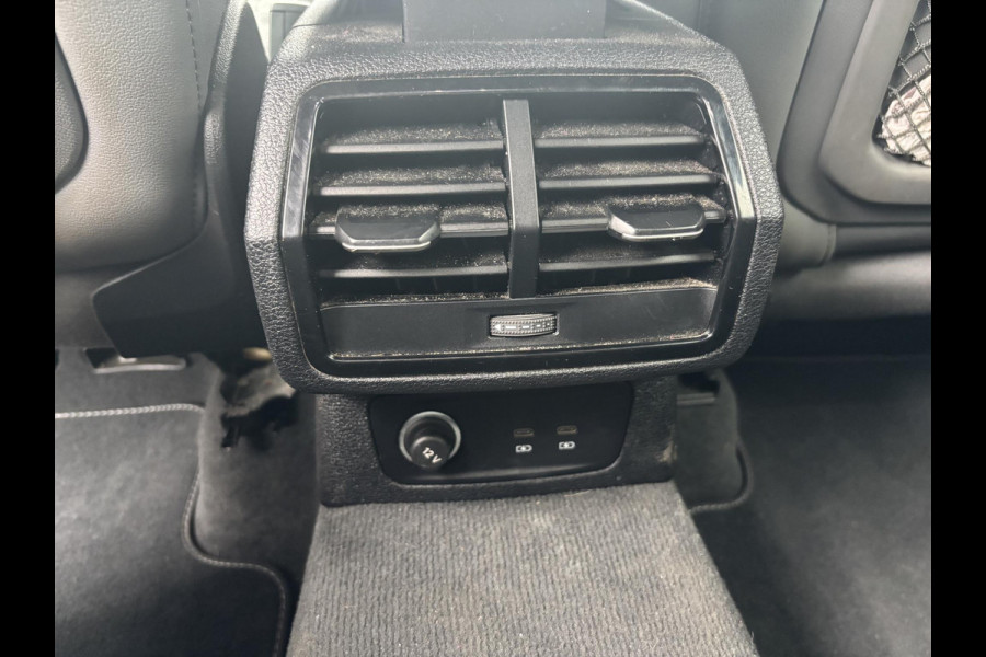 Audi Q3 45 TFSI e S edition | Bellen voor bezichtiging | S-Line | Sportstoelen | Leder | Stoelverwarming |  Achteruitrijcamera 360 | SCI |