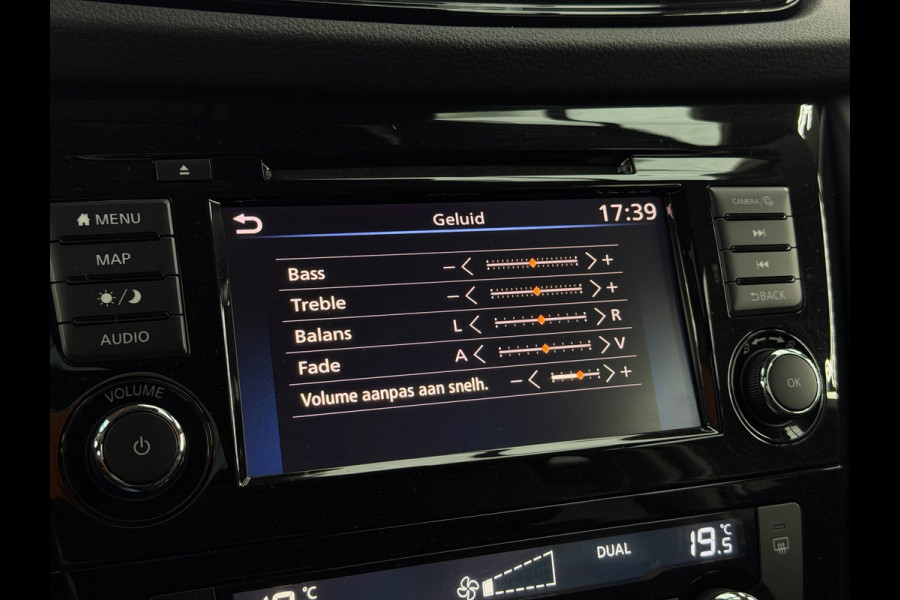 Nissan X-Trail 1.3 DIG-T Tekna Panorama Camera