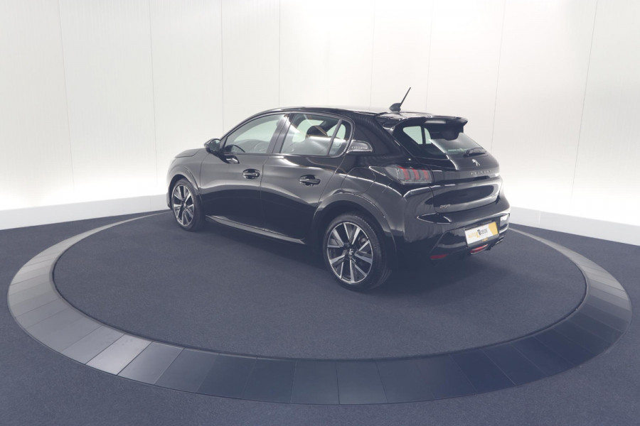 Peugeot 208 PureTech 130 EAT8 GT-Line | Camera | Adaptieve Cruise Control | Stoelverwarming | Navigatie