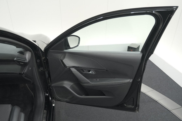 Peugeot 208 PureTech 130 EAT8 GT-Line | Camera | Adaptieve Cruise Control | Stoelverwarming | Navigatie