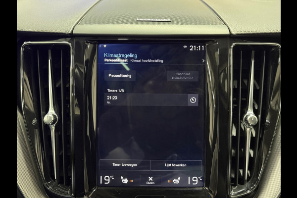 Volvo XC60 2.0 T5 Inscription Trekhaak Pano Navi Harman/Kardon Camera Carplay Hud Memory Leder