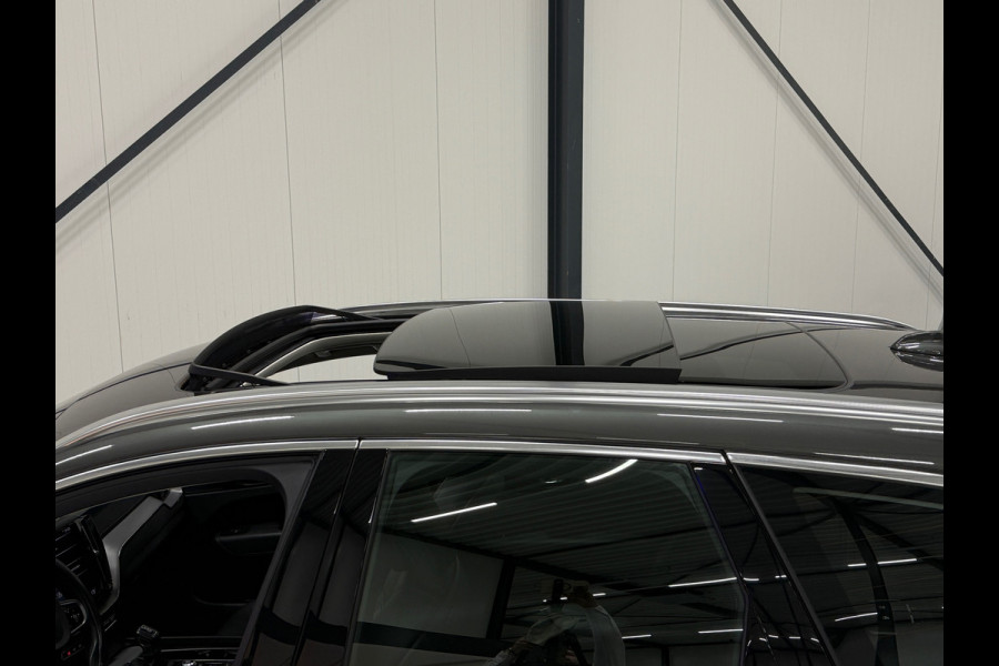 Volvo XC60 2.0 T5 Inscription Trekhaak Pano Navi Harman/Kardon Camera Carplay Hud Memory Leder