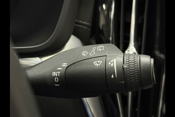 Volvo XC60 2.0 T5 Inscription Trekhaak Pano Navi Harman/Kardon Camera Carplay Hud Memory Leder