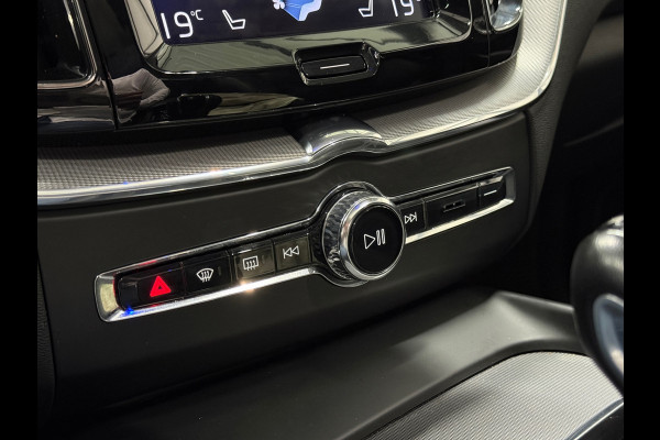 Volvo XC60 2.0 T5 Inscription Trekhaak Pano Navi Harman/Kardon Camera Carplay Hud Memory Leder