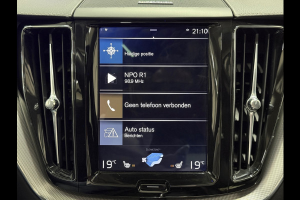 Volvo XC60 2.0 T5 Inscription Trekhaak Pano Navi Harman/Kardon Camera Carplay Hud Memory Leder